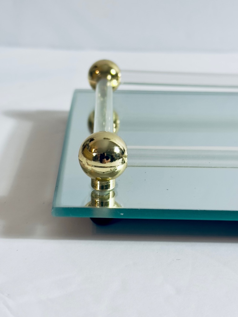 Vintage vanity dresser tray, mirrored base,‎ plastic tube railing brass accents. - Picture 2 of 6